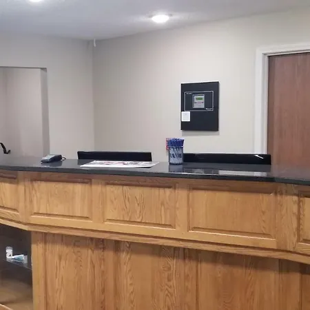 Travelodge By Wyndham Wahpeton-3